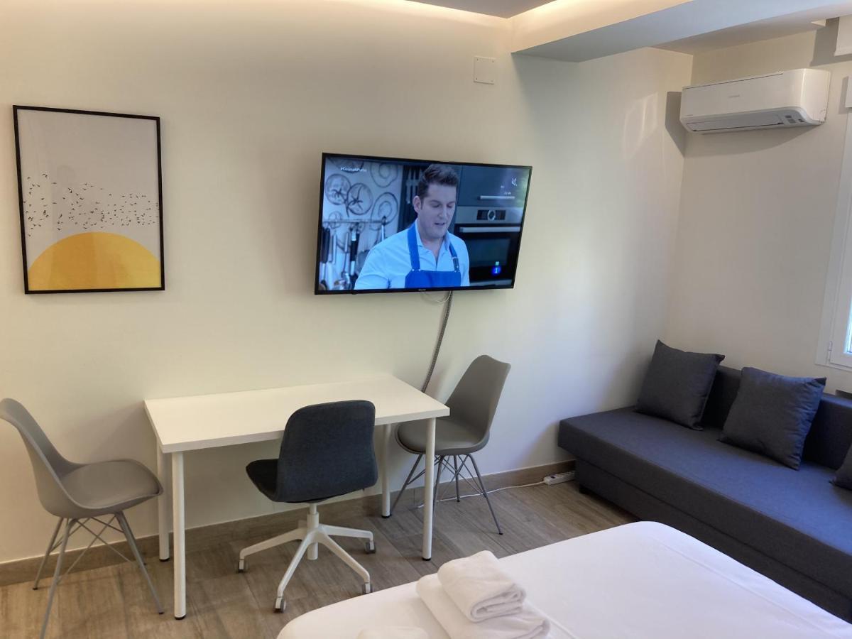 Castellana Skyline Madrid Apartments ภายนอก รูปภาพ